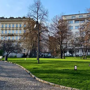 https://apartment-kahoun.praguehotelsweb.com